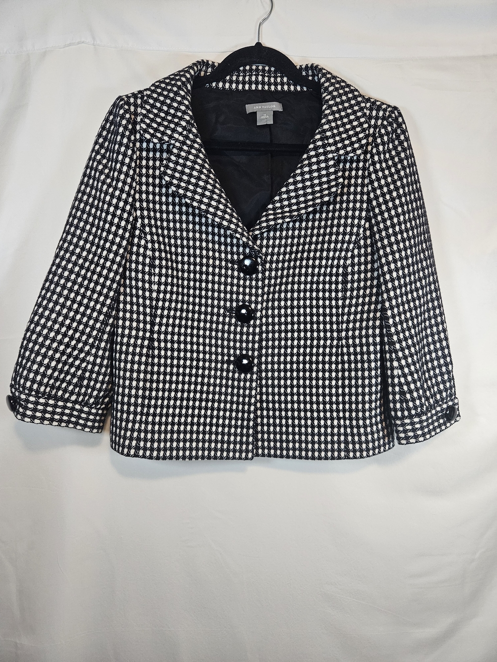 Ann Taylor Black and White Houndstooth Cropped Blazer